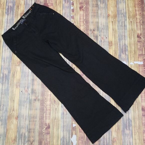 INSTUTUTE LIBERAL WOMEN'S FLARE JEANS SIZE 4 - Picture 1 of 8